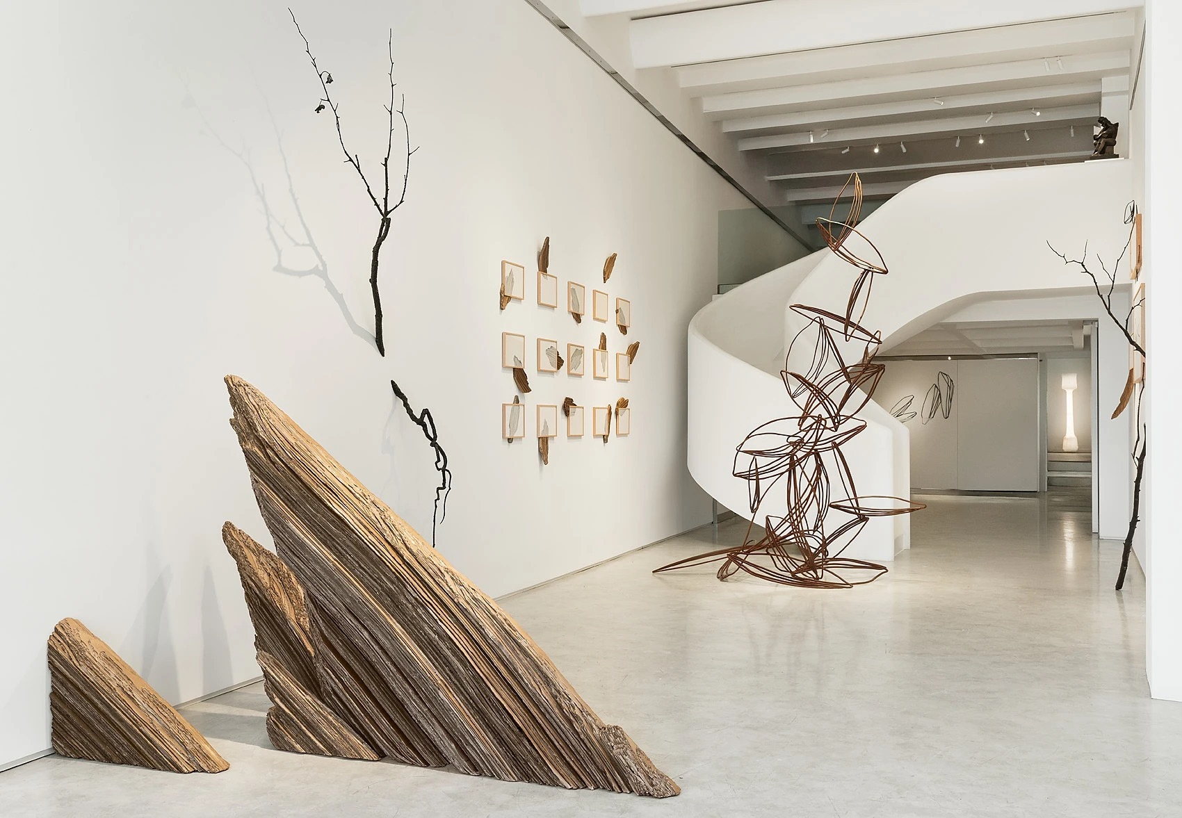 Au-delà de la matière