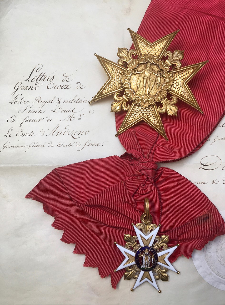 Ensemble de grand-croix de l’ordre royal et militaire de Saint-Louis.