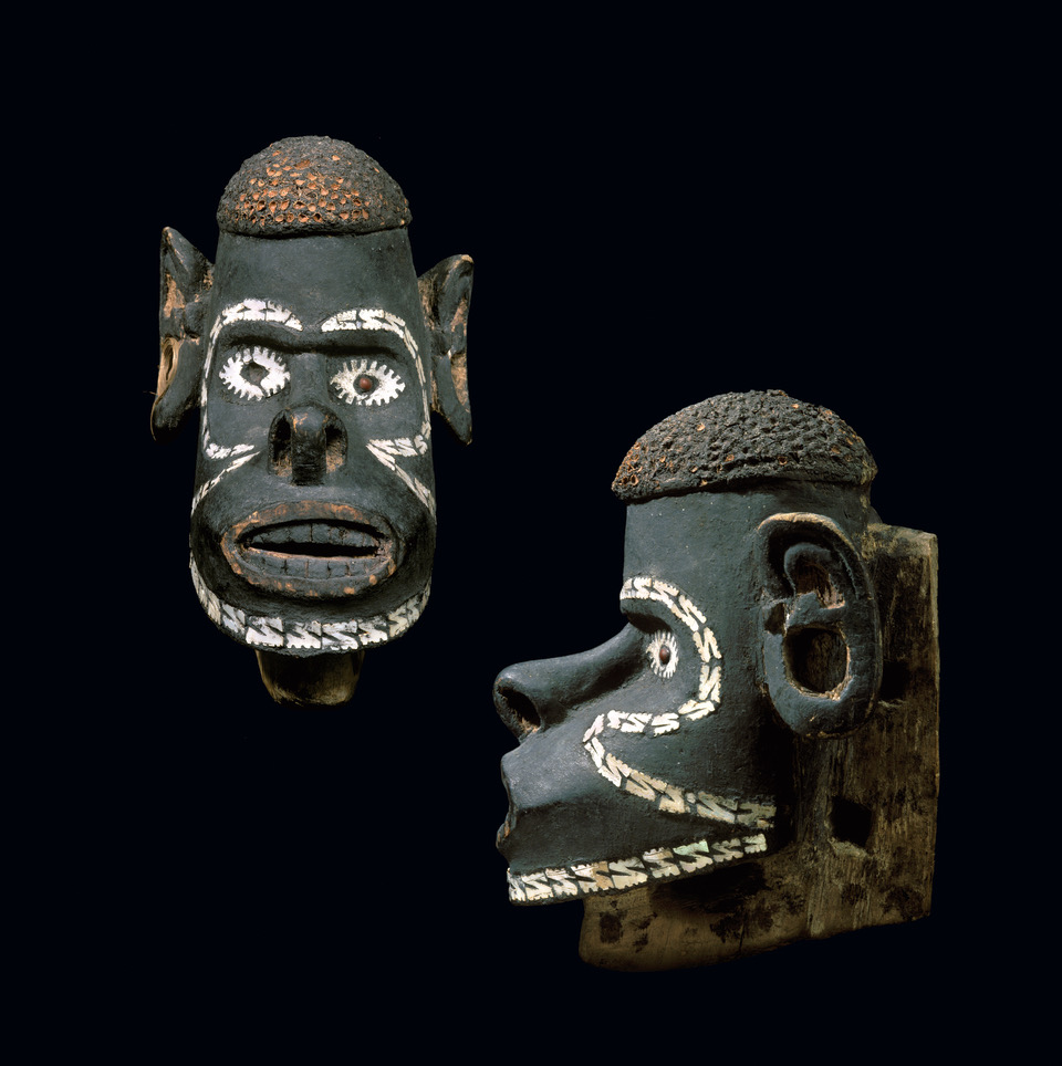 A highly important canoe figure head or nguzunguzu from the Solomon Islands