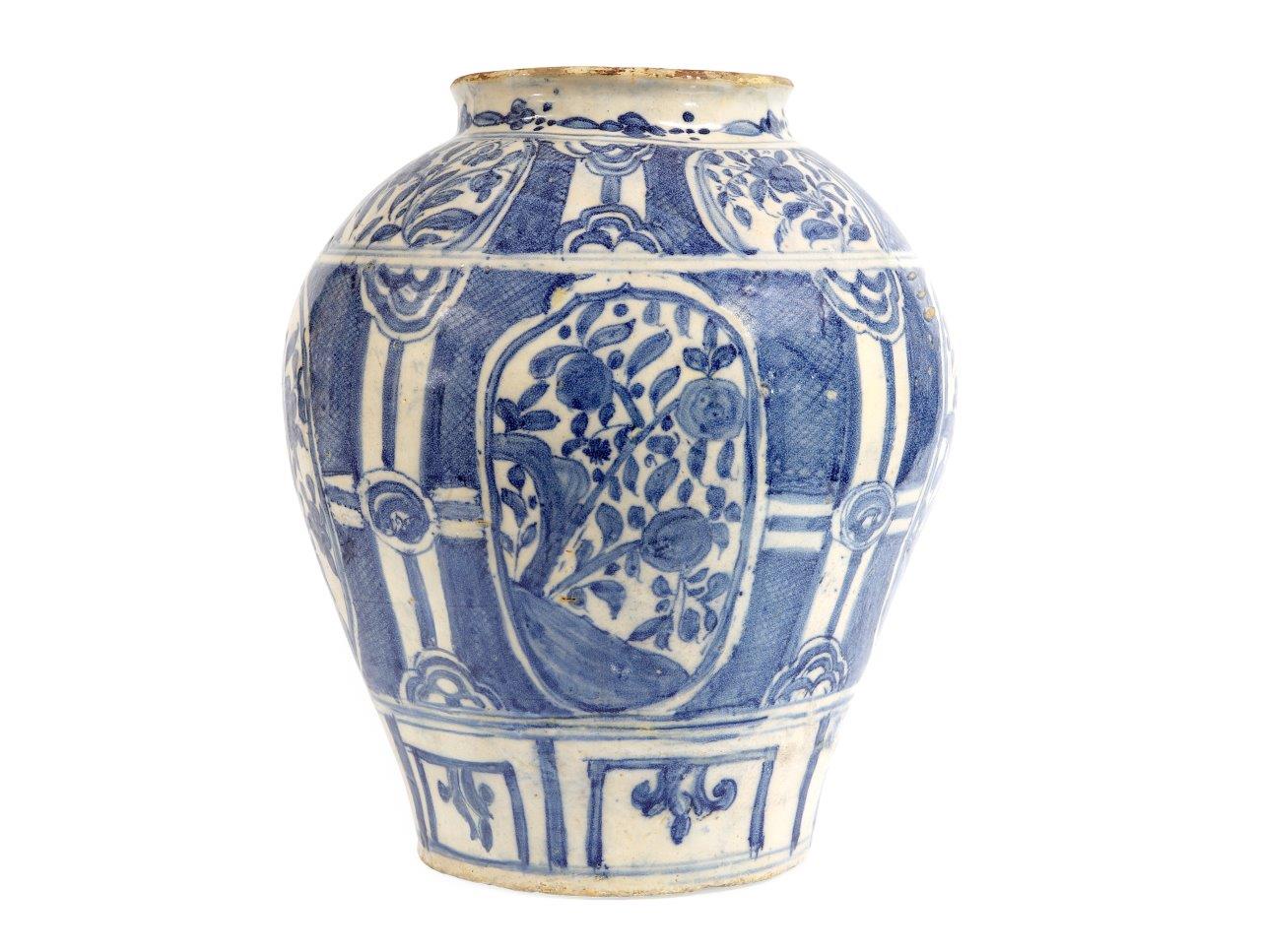 Grand pot en faïence du Portugal "Decoração Wanli’